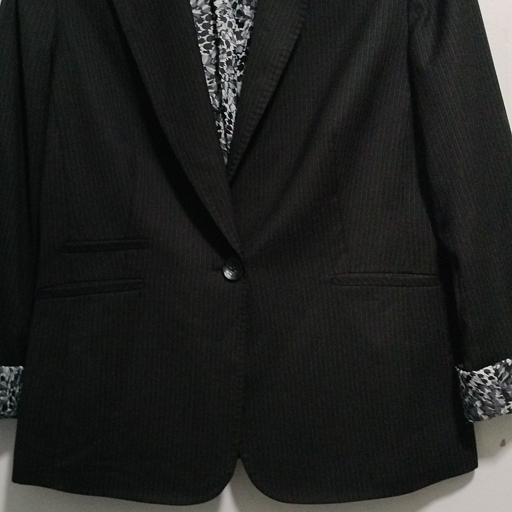 Nine West Single Button Suit Jacket Size 8 - image 6